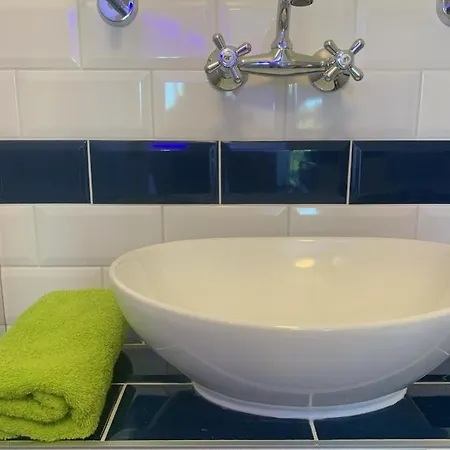 Levendulakert Apartmanhaz * 시오포크