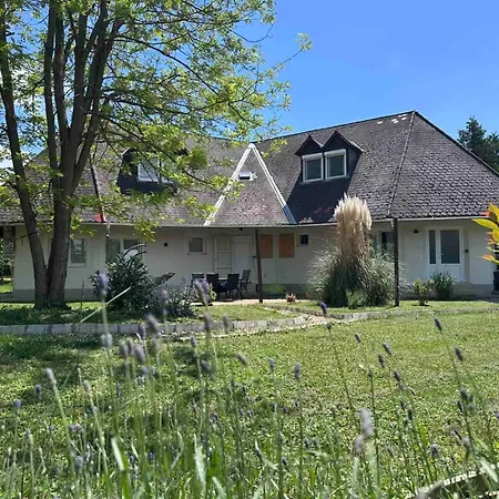 Levendulakert Apartmanhaz Apartment Siófok