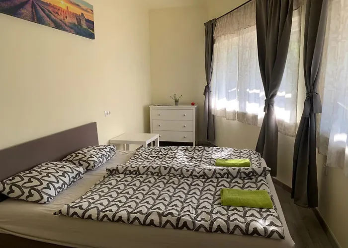 Levendulakert Apartmanhaz Siófok