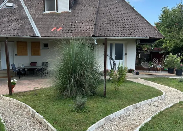 Levendulakert Apartmanhaz Apartament